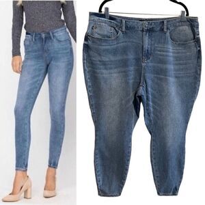 Judy Blue- Thermadenim High Rise Medium Wash Skinny Fit Jeans Stretch Womens 22W